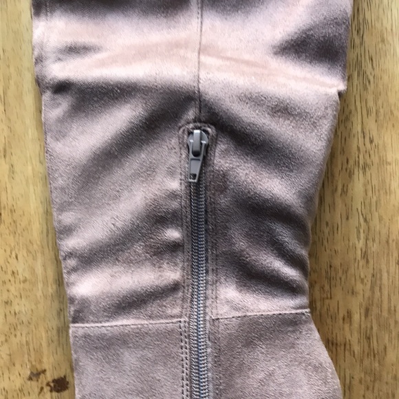 Charles Style Dilly Microsuede Boots NWT Sizes available - Picture 10 of 17